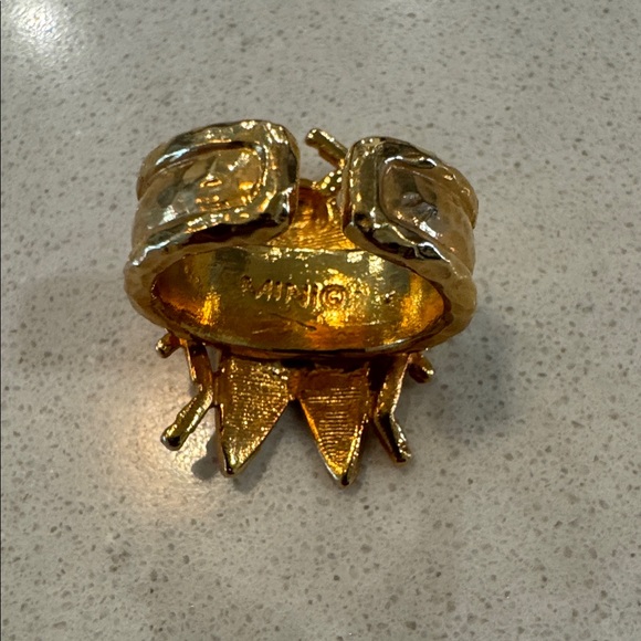 Goldbug Ring - Picture 4 of 4